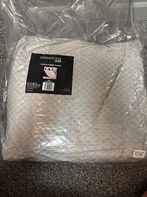 Buy & Sell Duckmanton Chesterfield - Photos for Dream scene ohs waffle fleece throw