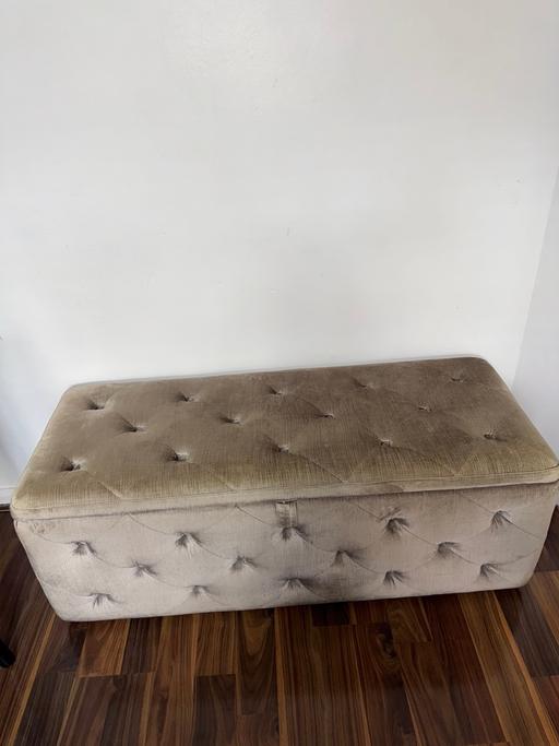 Buy & Sell Kidbrooke South East London - Photos for Velvet storage Ottoman