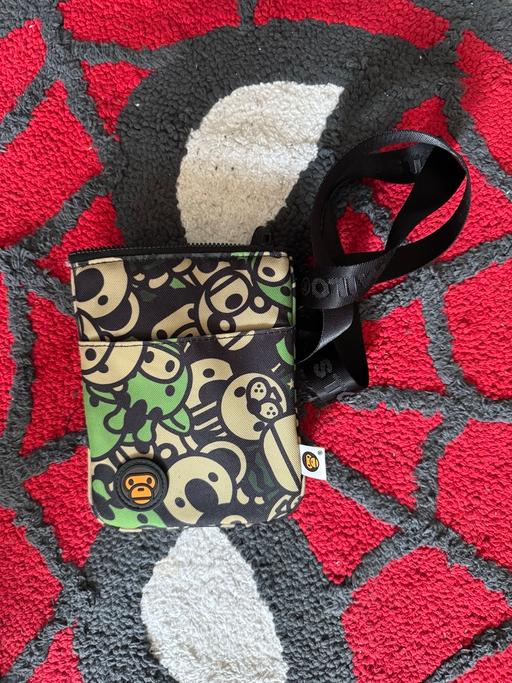 Buy & Sell Camberwell South East London - Photos for Bape crossbody bag
