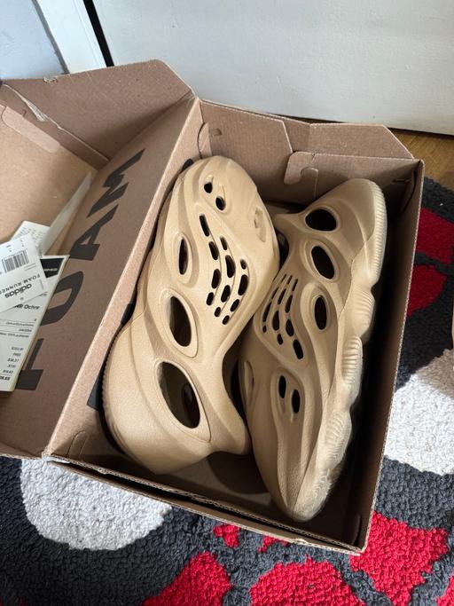 Buy & Sell Camberwell South East London - Photos for Yeezy foam runners