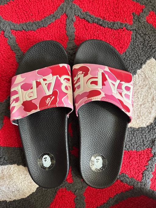 Buy & Sell Camberwell South East London - Photos for Bape sliders