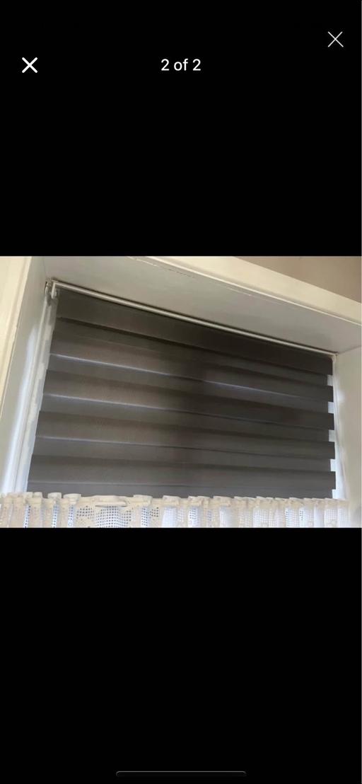 Buy & Sell Conisbrough Doncaster - Photos for Dark grey 4ft wide day/night roller blind