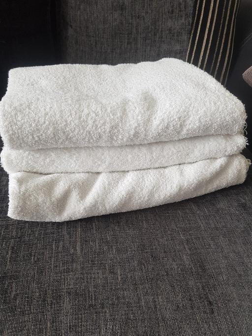 Buy & Sell Blakenhall Wolverhampton - Photos for 3x White bath sheets
