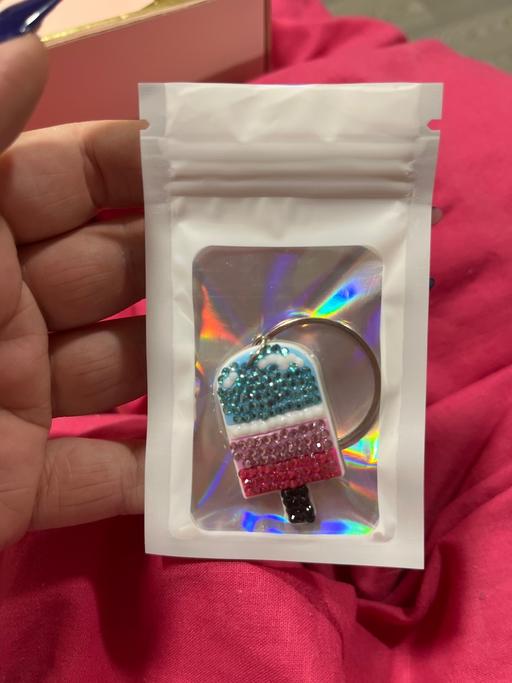 Buy & Sell Stairfoot Barnsley - Photos for Cute sparkling keychain