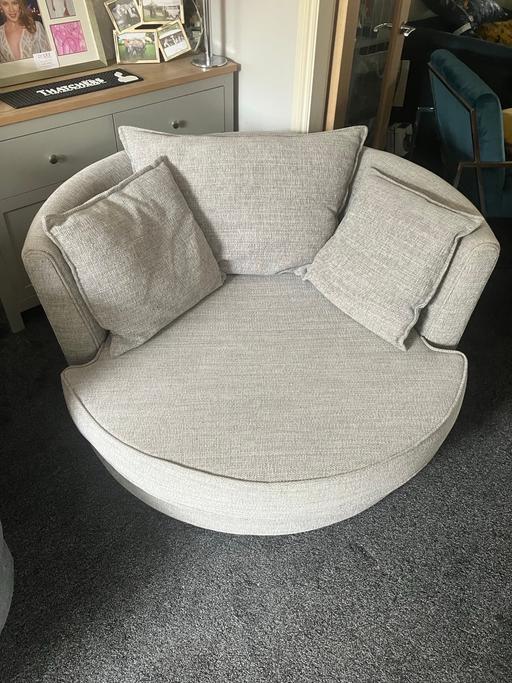 Buy & Sell Catshill Bromsgrove - Photos for DFS grey swivel love chair