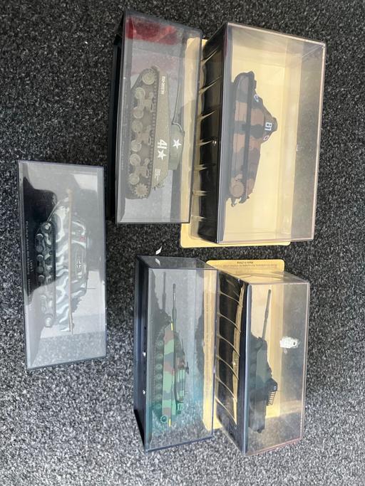 Buy & Sell Scholes Rotherham - Photos for Bundle of military models