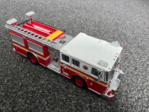 Buy & Sell Scholes Rotherham - Photos for Diecast fire engine