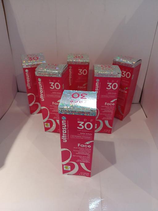 Buy & Sell Rainford Saint Helens - Photos for ultra sun face and body x 6 bottle spf 30