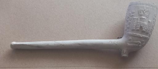 Buy & Sell Thatto Heath Saint Helens - Photos for antique Cutter Clay Pipe Castle Motiff
