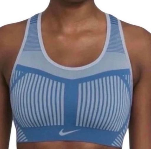 Buy & Sell Rochester Medway - Kent - Photos for 💕LADIES NIKE FASHION SPORTS BRA💕