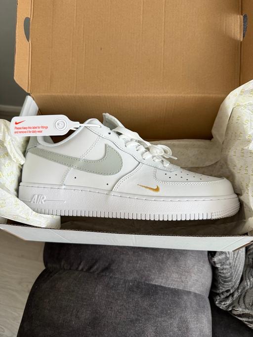 Buy & Sell Stratford East London - Photos for Nike airforce 1 trainers