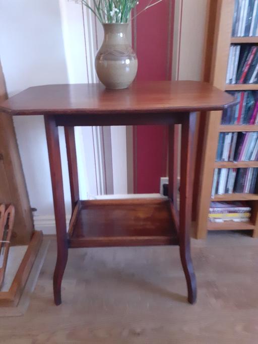 Buy & Sell Leagrave Luton - Photos for Vintage Tall Side/Display Table(LU33BY)