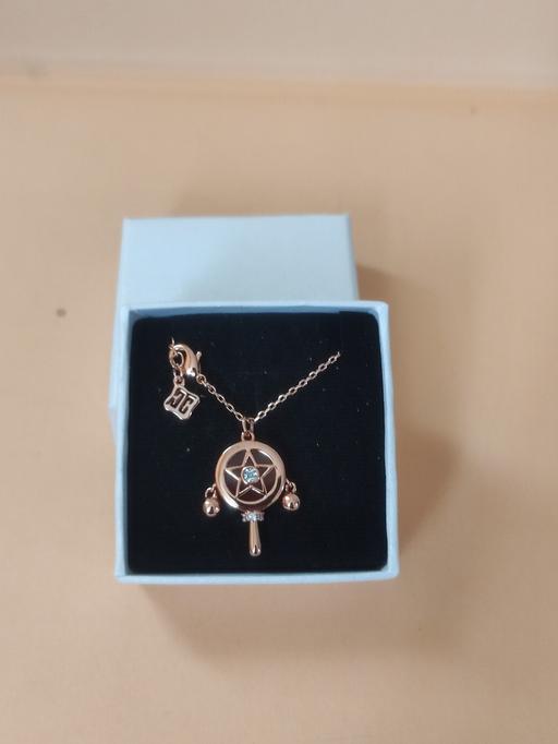 Buy & Sell Grafton Street Industrial Estate West Northamptonshire - Photos for New beautiful necklace