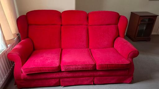 Buy & Sell Croxdale County Durham - Photos for Red Sofa