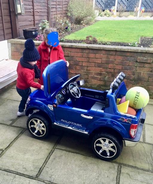 Buy & Sell Sundon Luton - Photos for Ford 2 seater electric ride on