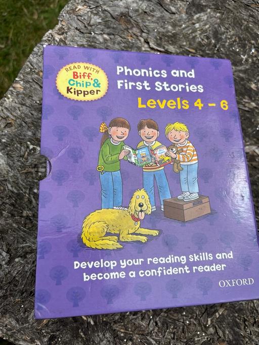 Buy & Sell Earlsheaton Kirklees - Photos for Phonics Reading Books Box Set 