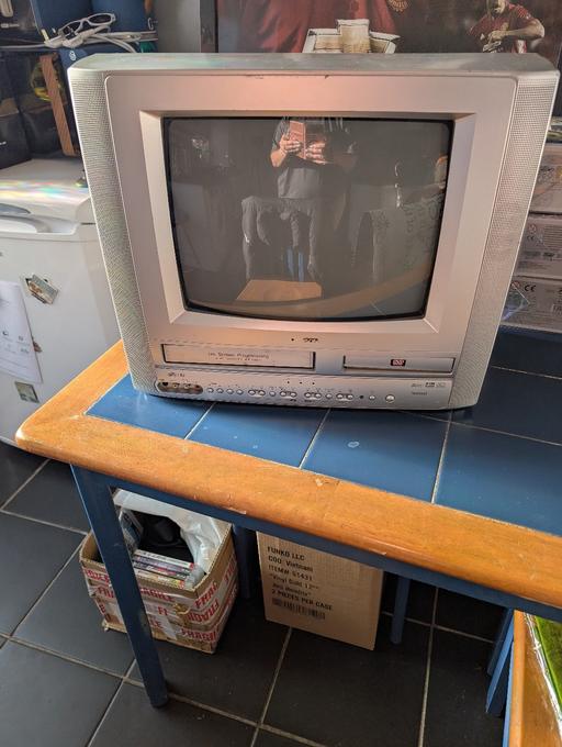 Buy & Sell Upper Gornal Dudley - Photos for big back TV dvd and video player