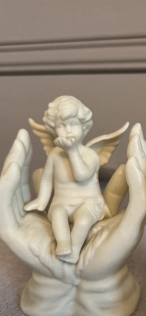 Buy & Sell Easington Lane Sunderland - Photos for Vintage Cherub Angel Blowing A Kiss