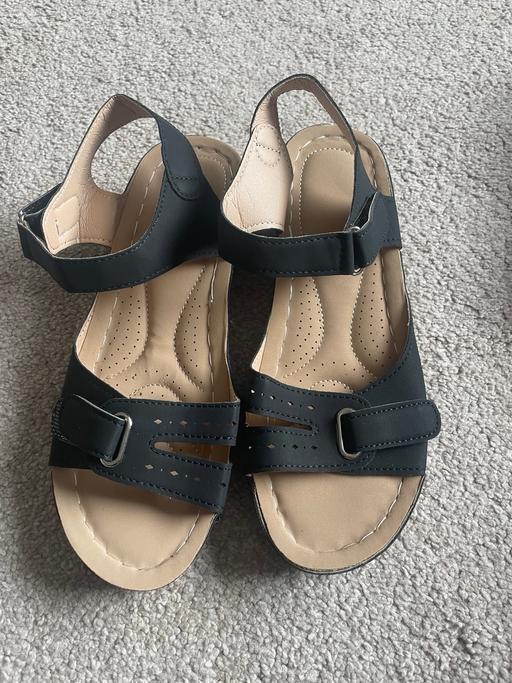 Buy & Sell Ynysddu Caerphilly - Wales - Photos for Black sandals, brand-new size 7