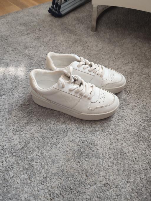 Buy & Sell Frognal North West London - Photos for Reiss women shoes size UK4 - used 2 times