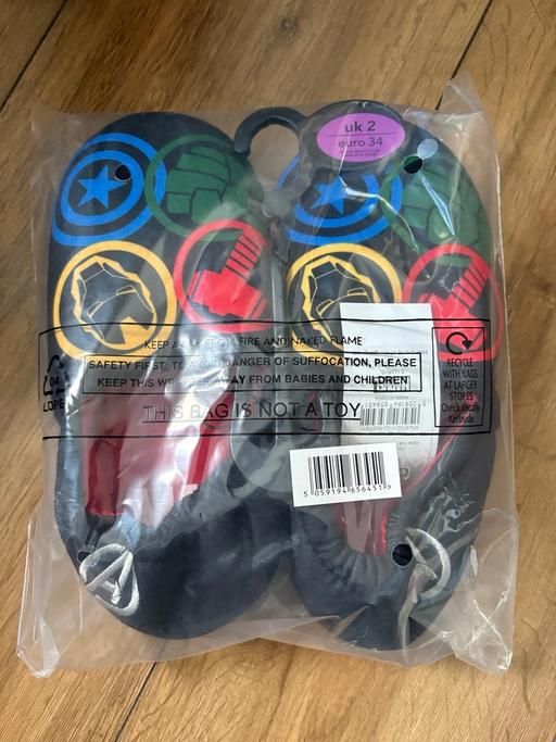 Buy & Sell Great Bridge Sandwell - Photos for Avengers slippers size 2