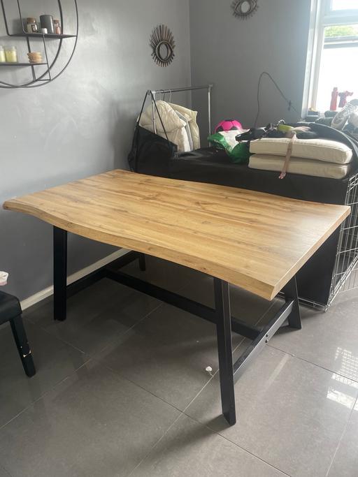 Buy & Sell Eastwood Southend-on-Sea - Photos for Dining table