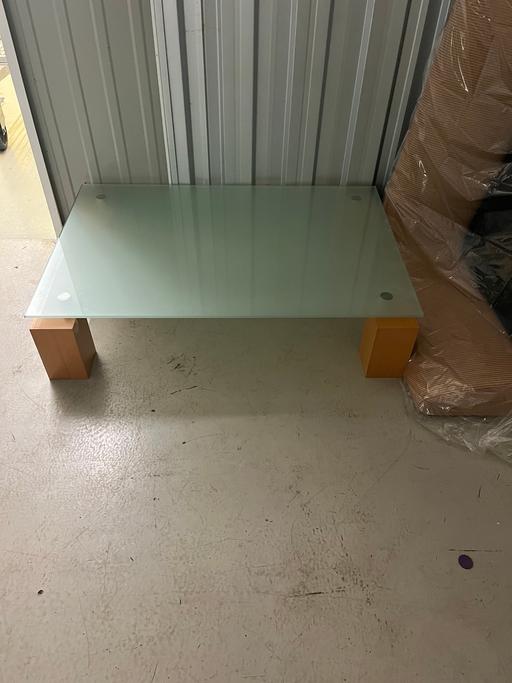 Buy & Sell Humberstone Leicester - Photos for Coffee table