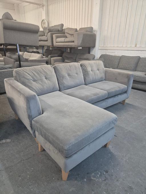 Buy & Sell Cheslyn Hay South Staffordshire - Photos for DFS Zania Grey Velvet Corner Sofa
