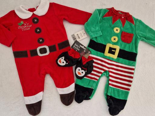 Buy & Sell Shard End Birmingham - Photos for Baby boy girl Santa Xmas babygrow costume 0-3