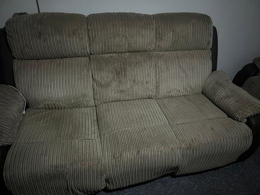 Buy & Sell Yew Tree Estate Sandwell - Photos for 2x 3 SEATER RECLINER SOFAS