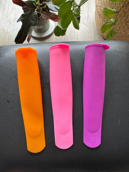 Buy & Sell Woolwich South East London - Photos for Ice lolly silicone molds x 3