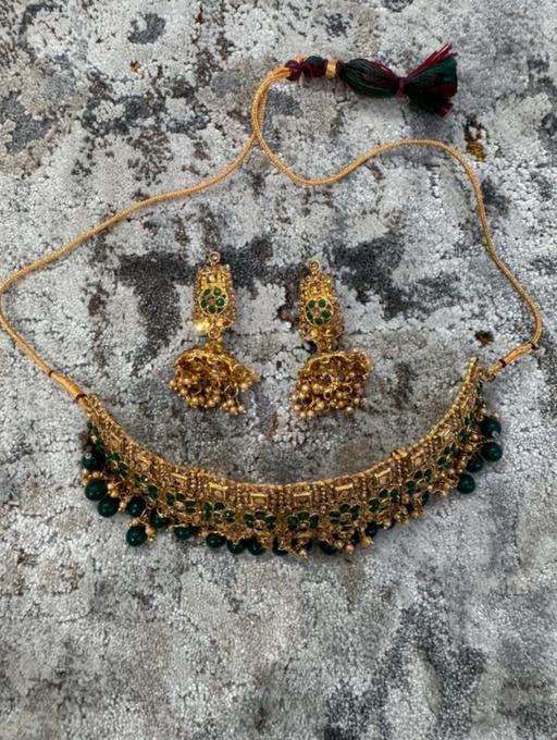 Buy & Sell - Photos for Green and Gold Jewellery Set