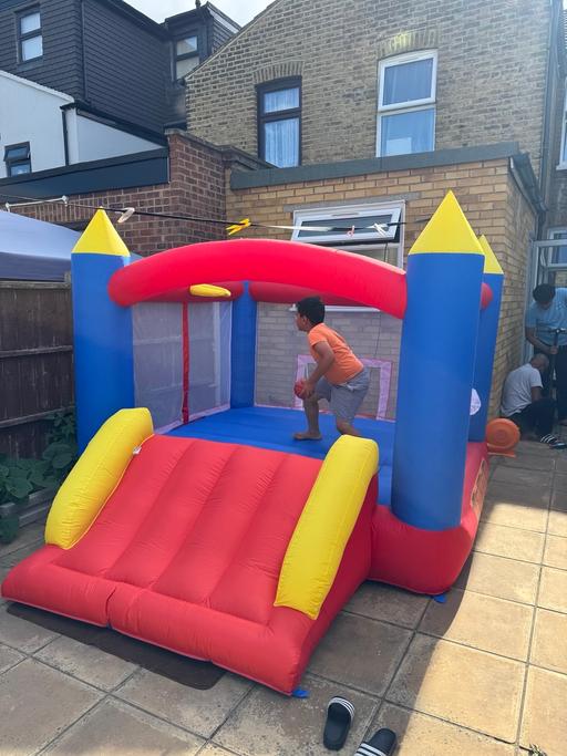 Buy & Sell East Ham East London - Photos for Brand new bouncy castle