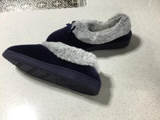 Buy & Sell Woodcross Wolverhampton - Photos for Ladies House Slippers Size 5 From Asda