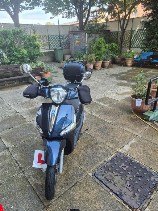 Vehicles Newham East London - Photos for PIAGGIO LIBERTY 125cc