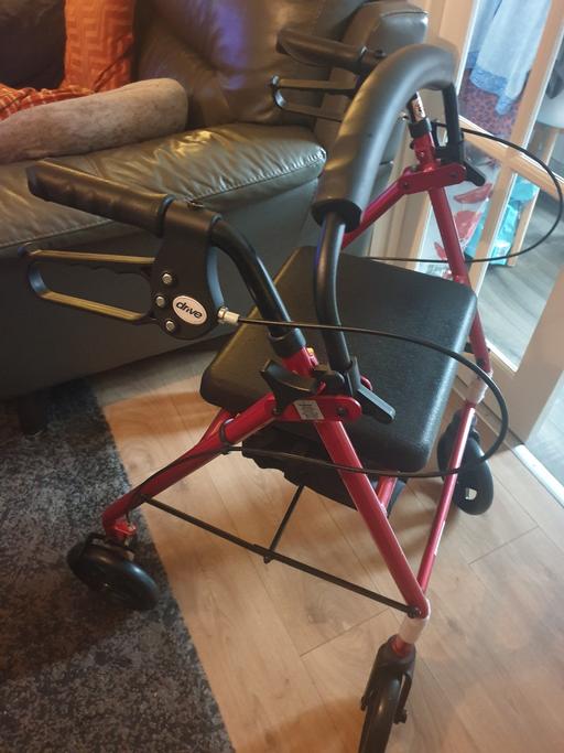Buy & Sell Redfern Industrial Estate Tameside - Photos for drive walking frame 2 brakes back rest seat