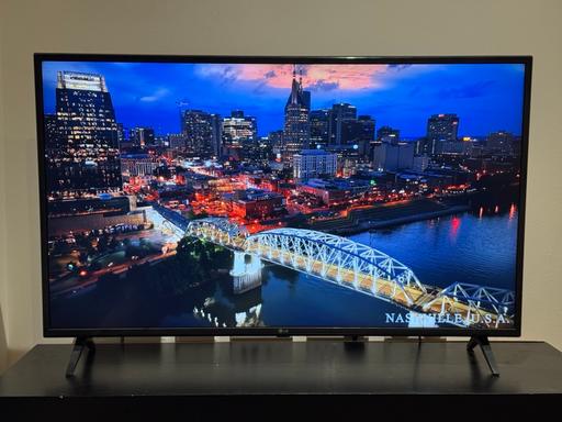 Buy & Sell Staines-Upon-Thames Spelthorne - Photos for LG 43” Excellent Condition TV 43UM7100PLB
