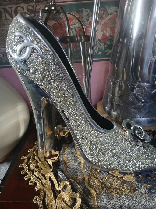 Buy & Sell Netherton Dudley - Photos for bling high heel