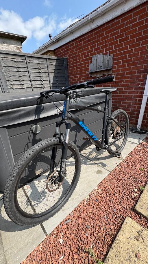 Buy & Sell Garden Village Hull - Photos for Giant MountainBike 27.5