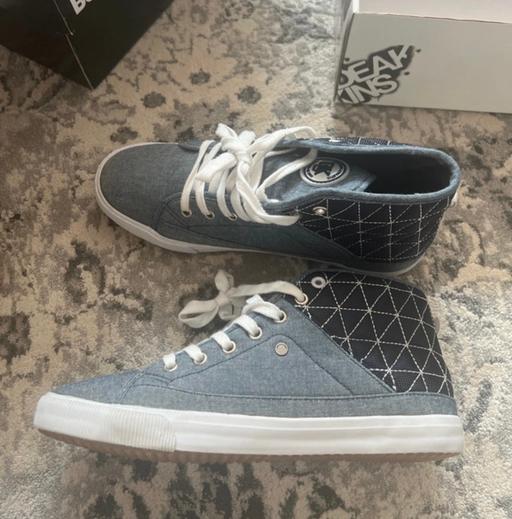 Buy & Sell Stechford Birmingham - Photos for Nicholas dealing Men’s trainers