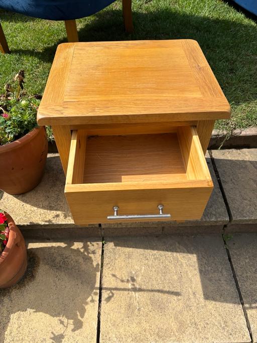 Buy & Sell Ackworth Wakefield - Photos for Small pine side table