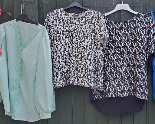 Buy & Sell Longley Sheffield - Photos for larger Ladies Tops