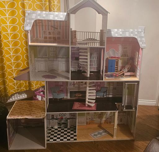 Buy & Sell Whitton Richmond upon Thames - Photos for 5ft Wooden KidKraft Doll House
