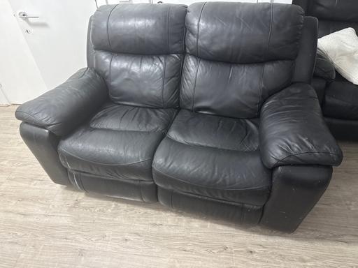 Buy & Sell Ealing West London - Photos for Black leather 3 seater sofa and 2 seater sofa