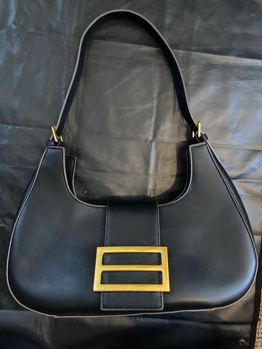 Buy & Sell Luton Town Centre Luton - Photos for Beautiful black shoulder bag🧏🏻‍♀️