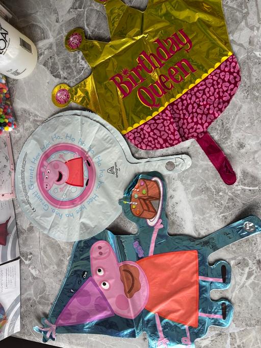 Classes Broadgreen Knowsley - Photos for Balloons, ribbons, etc