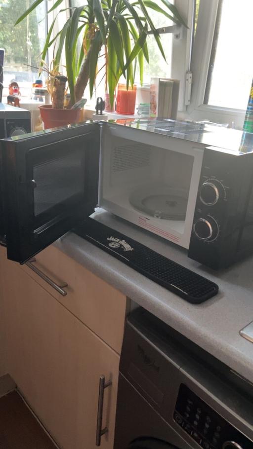 Buy & Sell Erith Bexley - Photos for Breville Microwave