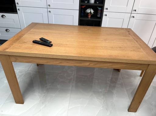 Buy & Sell Chadwell Heath Redbridge - Photos for 6 seater dining table.