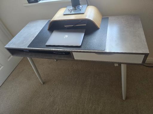 Buy & Sell Brinsford South Staffordshire - Photos for Desk