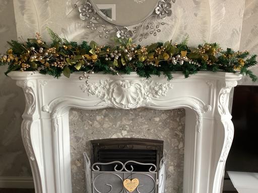 Buy & Sell Woodsetton Dudley - Photos for 5’ Christmas garland